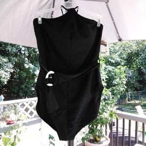 Time And Tru Women's Chevron Halter One-piece Swimsuit Sz:XL (16-18) Black